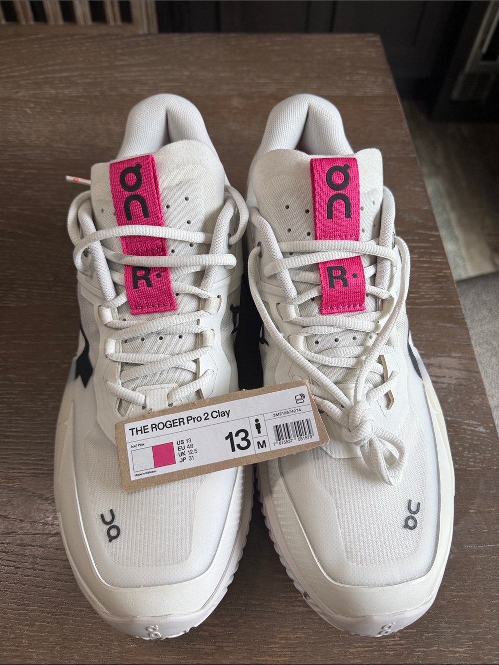 On Running The Roger Pro 2 Clay White with Pink Accents